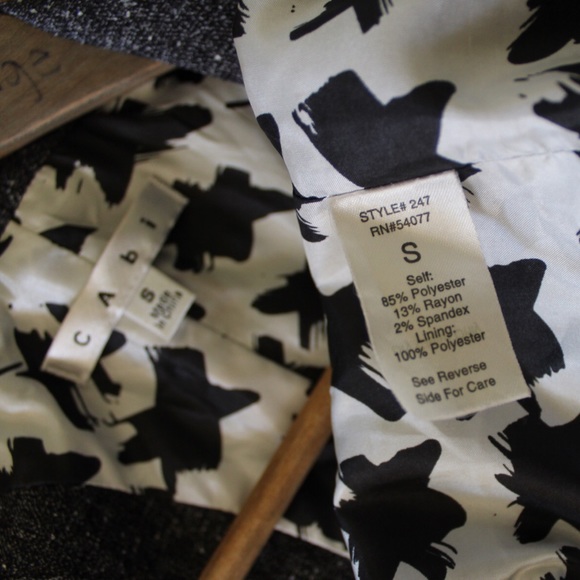 CAbi Grey Open Vest Top Small - Picture 6 of 6